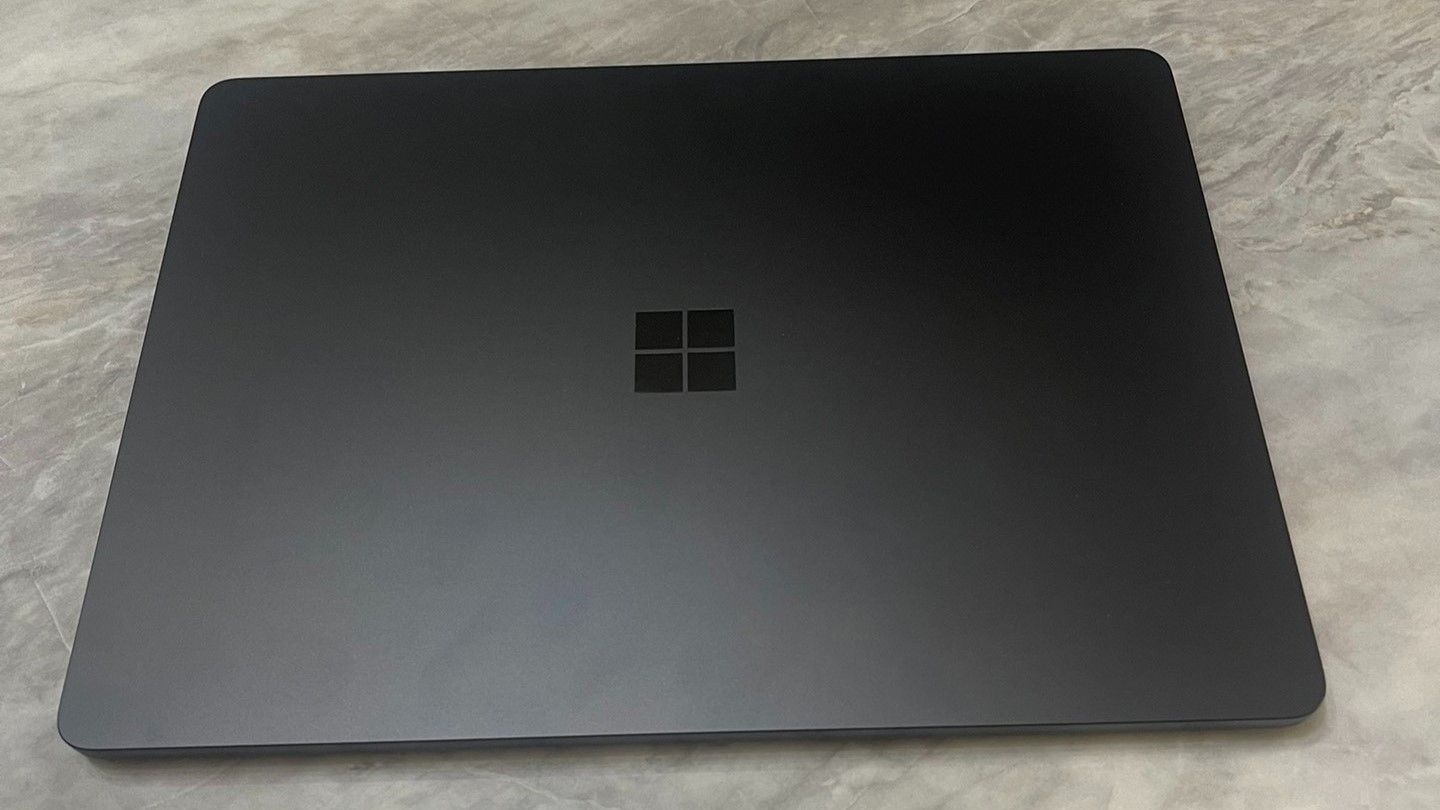 微软 Surface Laptop 第 7 版英特尔款现身闲鱼，采用酷睿 Ultra 7 268V 处理器