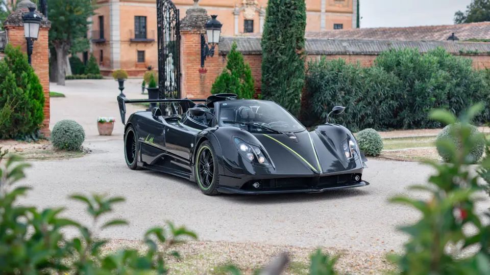 独一无二：帕加尼 Zonda 760 LM Roadster 敞篷跑车将拍卖，预估价超 1200 万美元