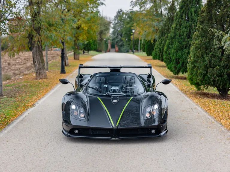 独一无二：帕加尼 Zonda 760 LM Roadster 敞篷跑车将拍卖，预估价超 1200 万美元