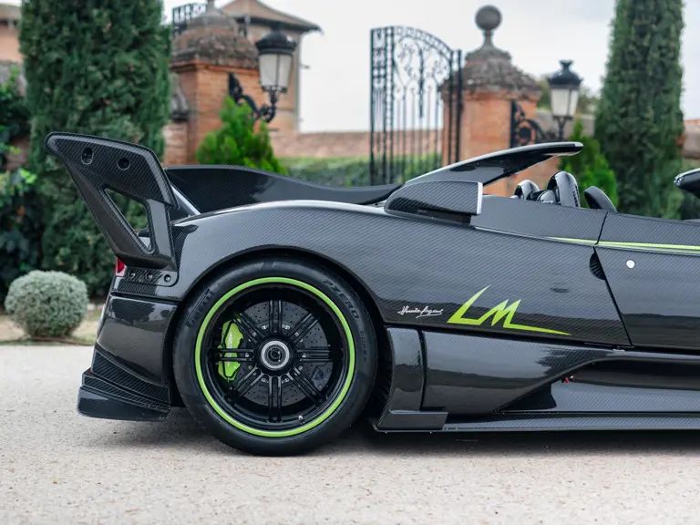 独一无二：帕加尼 Zonda 760 LM Roadster 敞篷跑车将拍卖，预估价超 1200 万美元